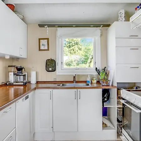 Holiday home Beautiful In Vordingborg With House Sea View Bakkebolle Fredskov